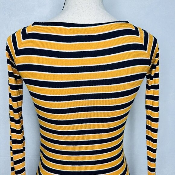 Forever 21 Long-Sleeve Ribbed Shirt Womens Size S Gold Navy Striped Rayon Blend - Picture 7 of 8